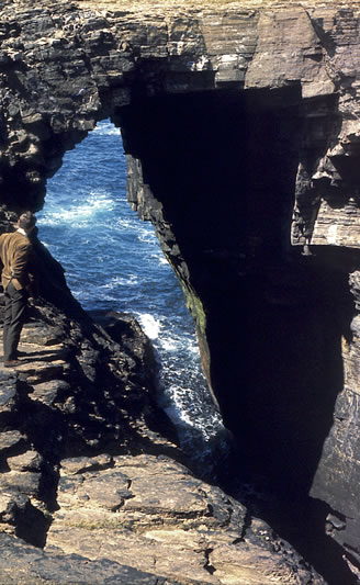 Arch at Yesnaby, still intact