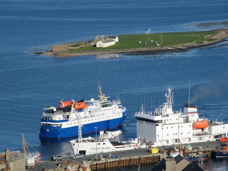 Liners at Stromness