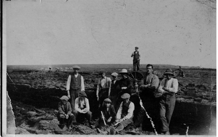 Peat cutting in Auskerry