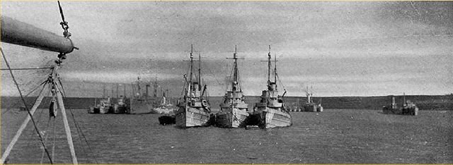 Minesweepers in Kirkwall Bay