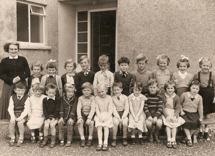 Orkney Image Library - Stronsay School Mrs Maxwell's Class