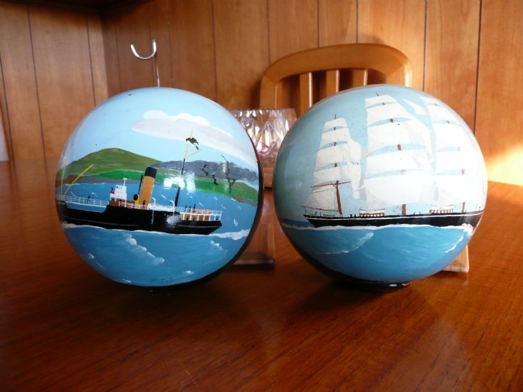 Pianted floats