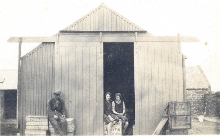 Ian Sinclair, Dora Sinclair and Margaret Sinclair