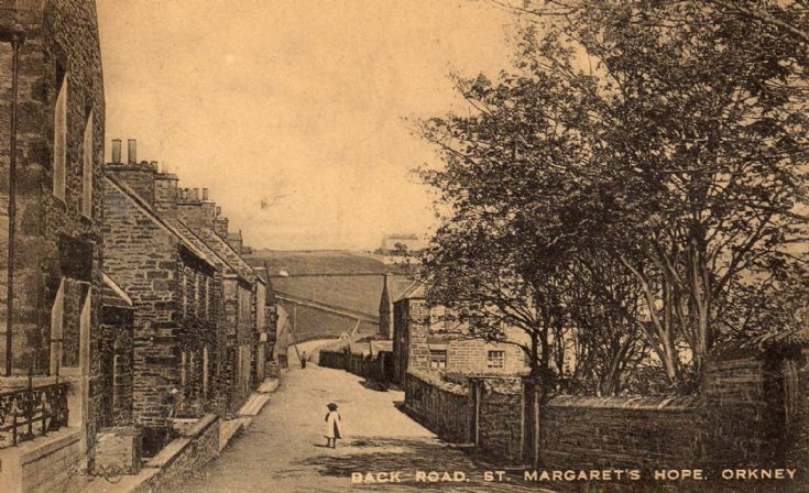 Back Road. St Margaret's Hope