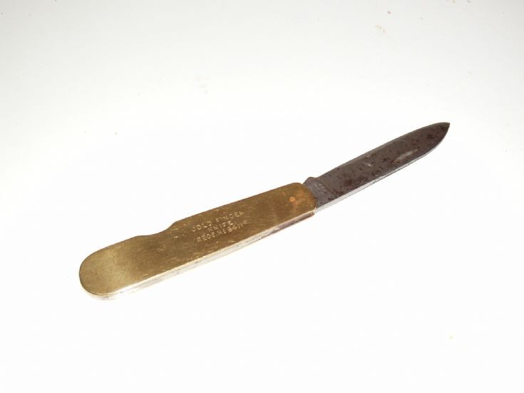 Cold Finger Pocket Knife