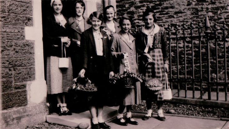 Group, Anna Ritch