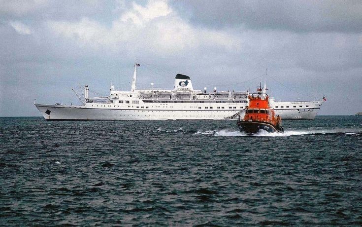 MV Funchal and RNLB Margaret Foster