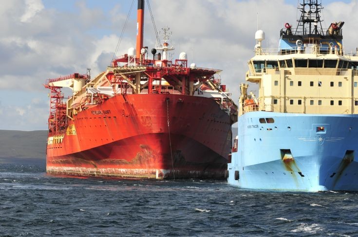 Petrojarl Banff heads off from Scapa