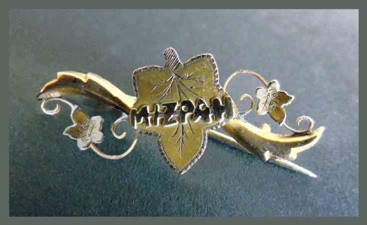 Mizpah brooch