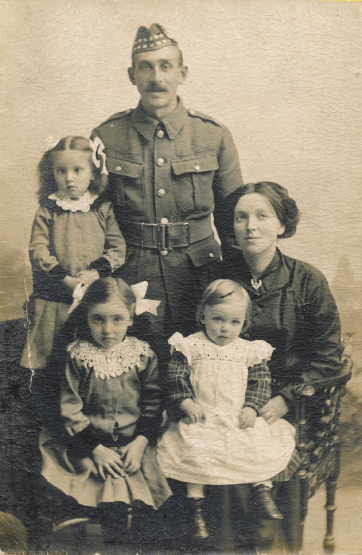Peter Anderson Senior and Family, Finstown