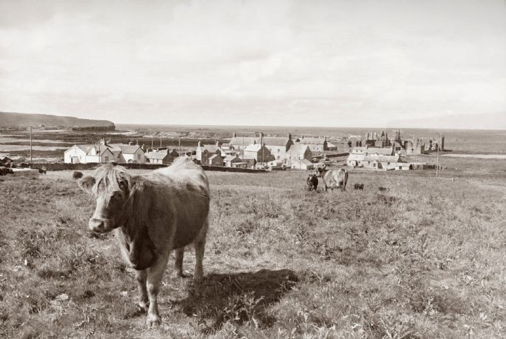 View of Earl's Palace, Birsay