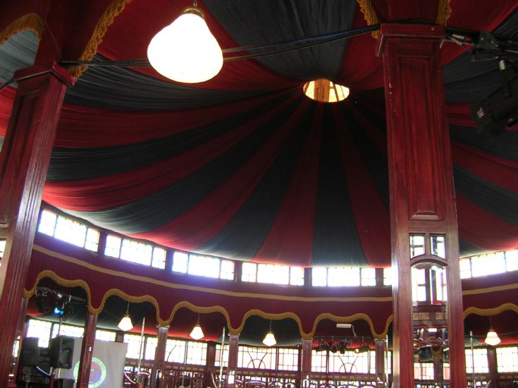 MAGFEST SPIEGELTENT