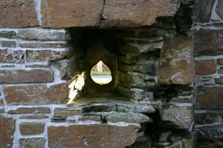 Mystery picture: Teardrop window