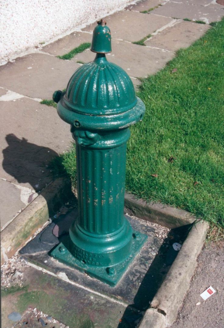 Drinking fountain