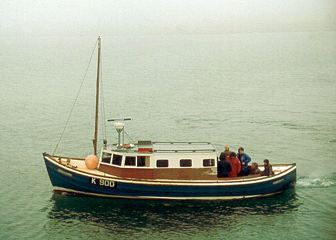 Papay Schoolboat